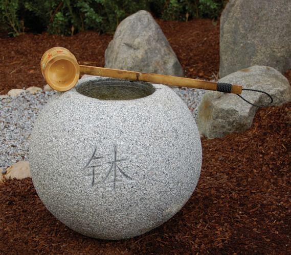 Wasserbecken Teppatsugata Granit