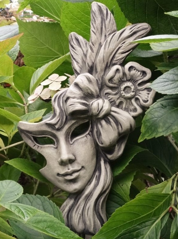 Steinfigur venezianische Maske Marlene Rosteffekt