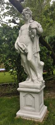 Steinfigur Skulptur Bacchus Gott des Weines mit Sockel