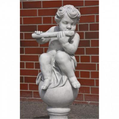 Skulptur kleiner Junge mit Flöte  