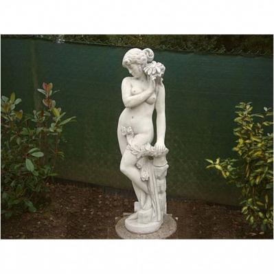 Skulptur Steinfigur Blumenfrau 