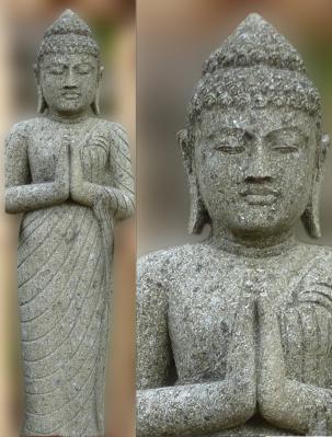 Steinfigur Buddha stehend aus Lavastein geschlagen 