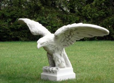 Steinfigur Adler groß