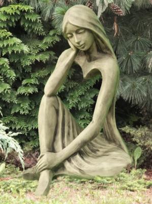 Steinfigur Skulptur Isolde "Einklang"